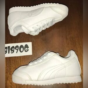 Puma White on White Toddler Sneakers 👶🏻